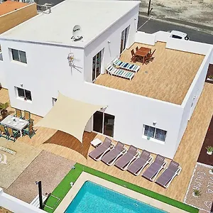 Calma Piscina Privada Tarajalejo Tuineje